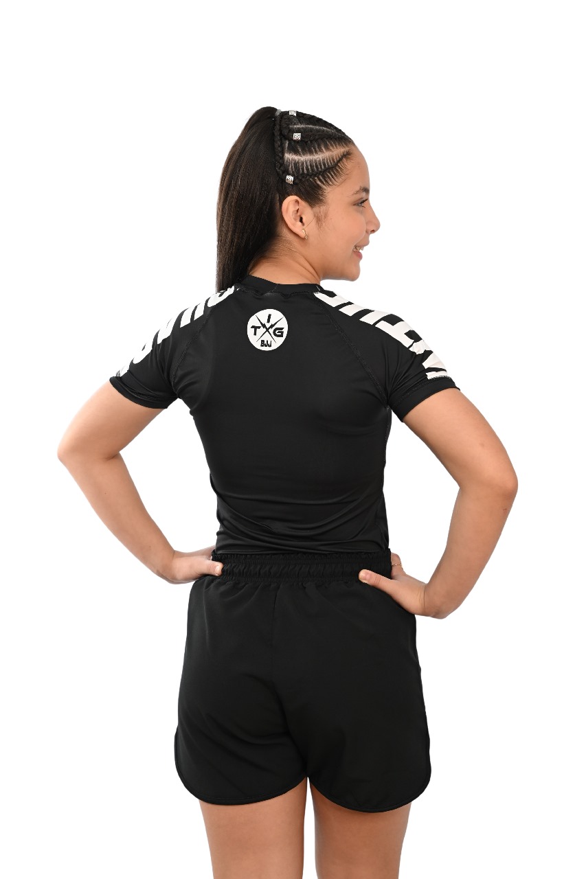 Rash Guard Infantil Feminina Cores de Faixas Preto 